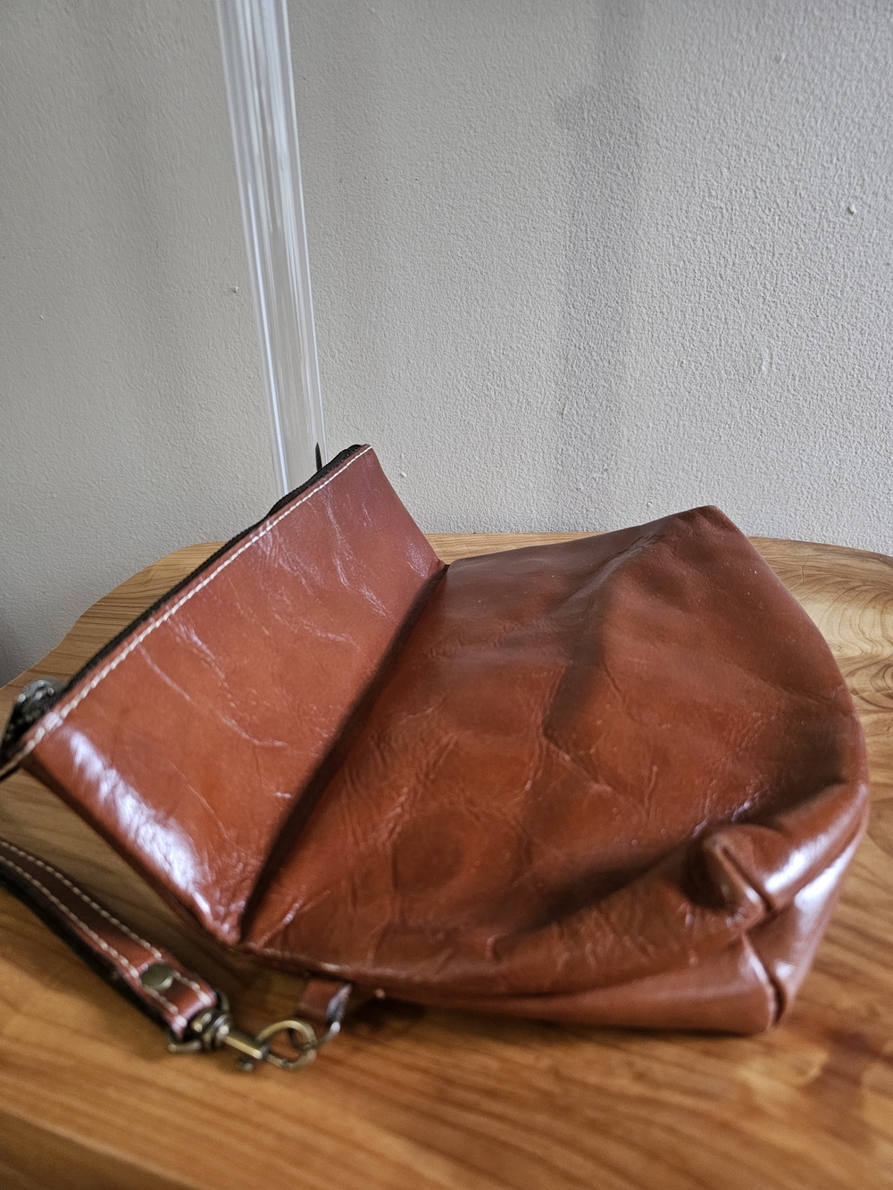 Patricia Nash Cognac Brown Leather Wristlet - Picture 6 of 10